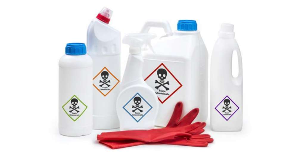 Mezclas tóxicas de productos para limpieza contra el COVID-19 que debes evitar