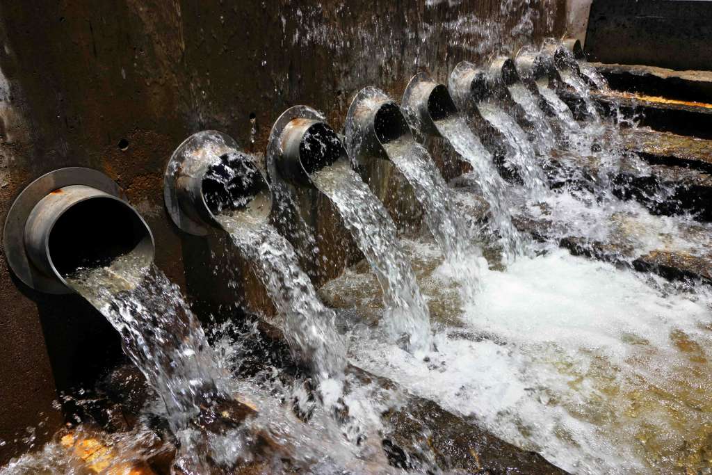 Descubre los beneficios del suavizador de agua en procesos industriales